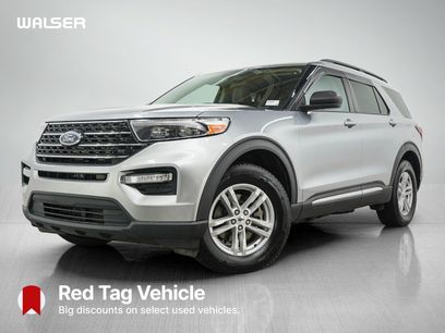 Used 2024 Ford Explorer XLT w/ Class IV Trailer Tow Package