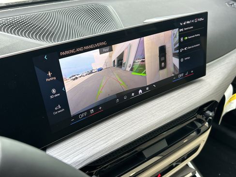 New 2026 BMW 330i Sedan w/ Premium Package image 23