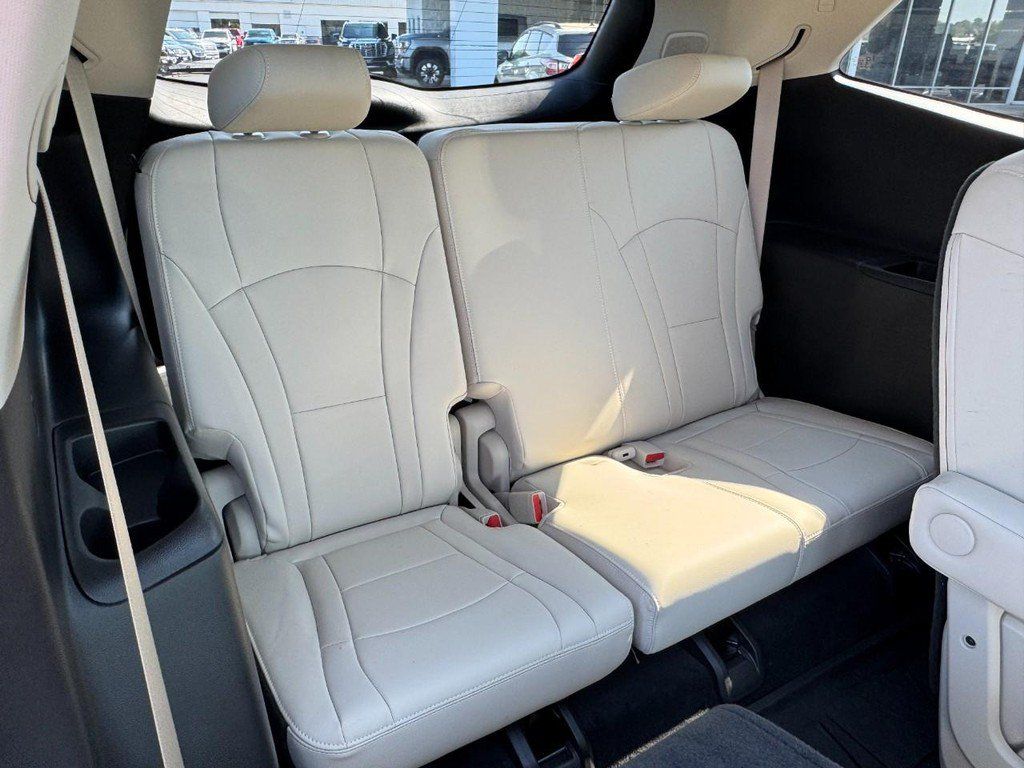 Used 2023 Buick Enclave Essence w/ Experience Buick Package AWD/4WD image 14