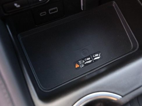 Used 2023 Chevrolet Tahoe Z71 w/ Z71 Off-Road Package image 23