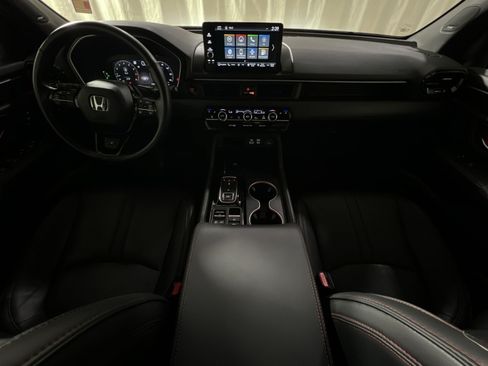 Used 2025 Honda Pilot Black Edition image 30