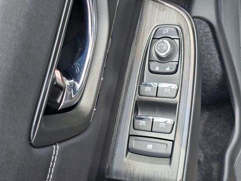 New 2026 Subaru Outback Touring image 14