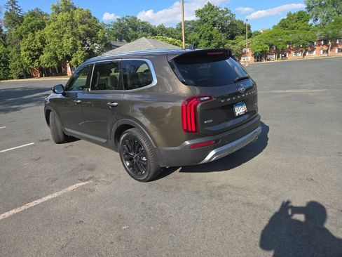 Used 2020 Kia Telluride SX w/ SX Prestige Package AWD/4WD image 12