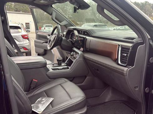 Used 2024 GMC Sierra 1500 Denali w/ Denali Reserve Package image 10