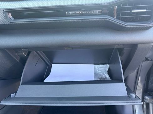 Used 2025 Ford Mustang Coupe RWD image 31