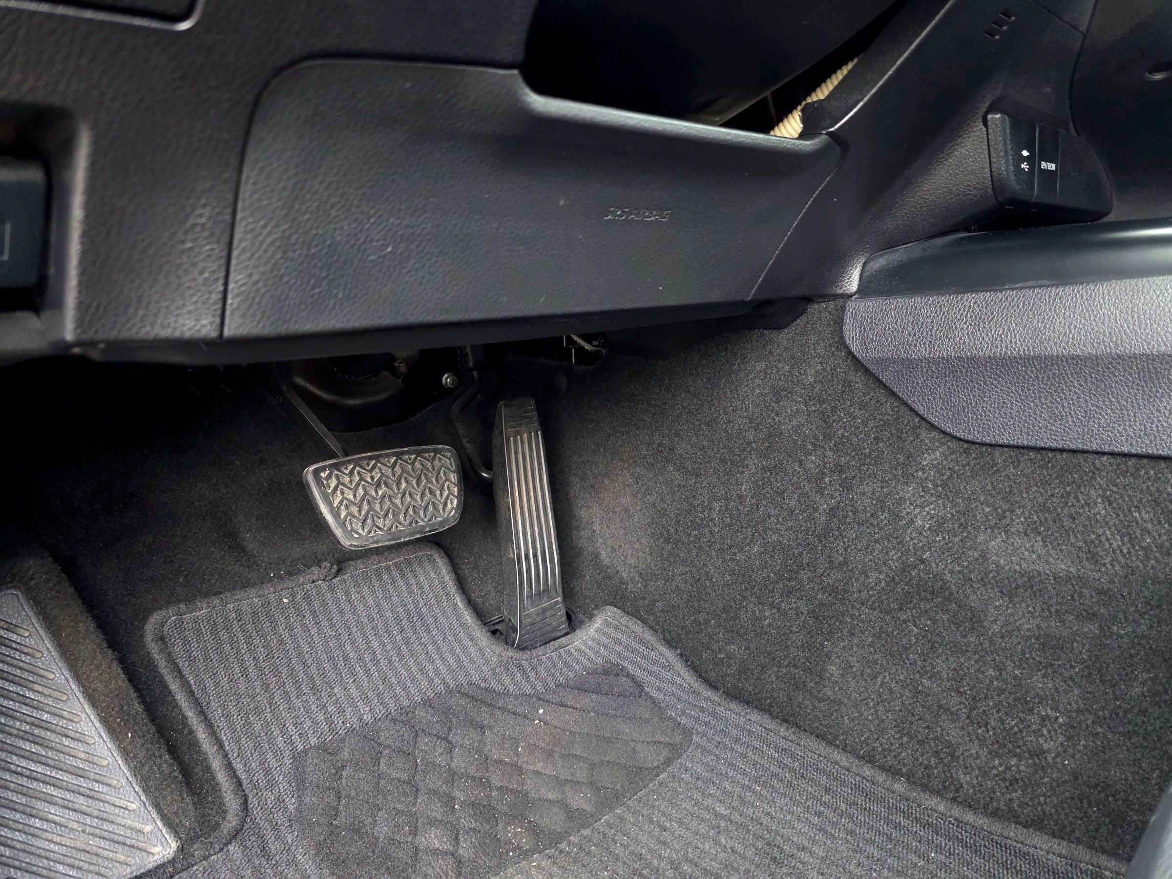 Used 2019 Toyota Camry SE w/ Audio Package FWD image 46