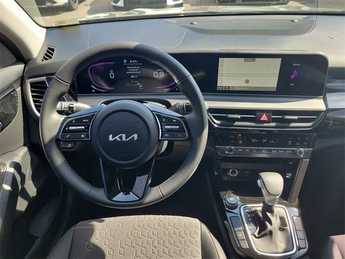 New 2026 Kia Seltos S image 18