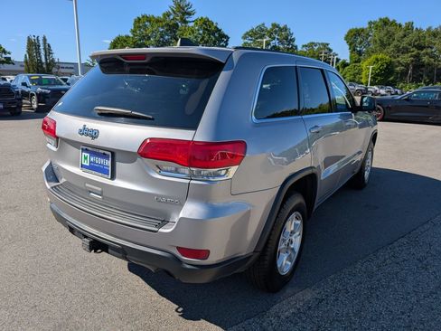 Used 2014 Jeep Grand Cherokee Laredo w/ Trailer Tow Group IV AWD/4WD image 5