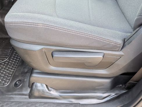 Used 2023 RAM 5500 Tradesman image 12