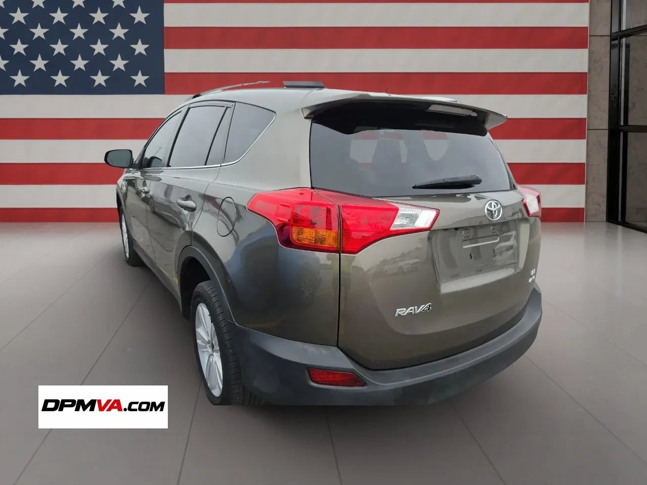 Used 2015 Toyota RAV4 LE AWD/4WD image 4