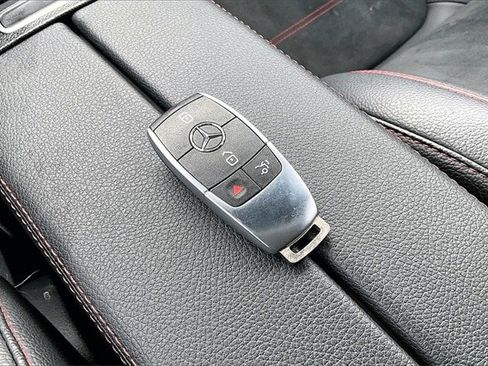 Certified 2023 Mercedes-Benz GLA 250 4MATIC image 38