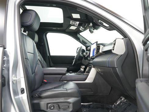 Used 2026 Toyota Sequoia Platinum AWD/4WD image 11