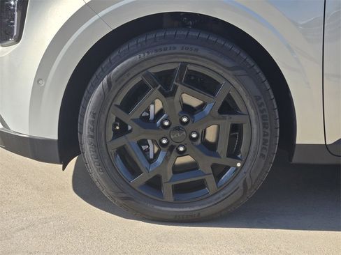 New 2026 Kia Carnival SX Prestige image 8