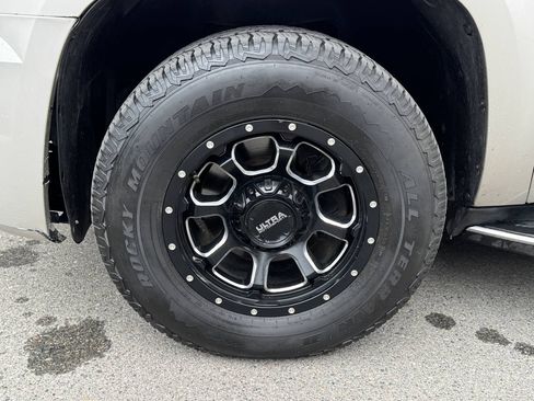 Used 2007 GMC Yukon XL Denali AWD/4WD image 11