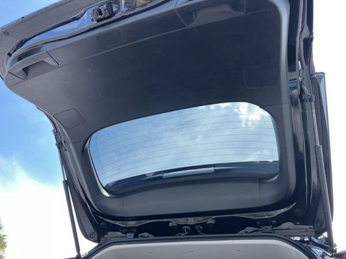 Used 2024 Toyota RAV4 XLE FWD image 24