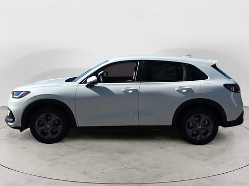 Used 2026 Honda HR-V LX image 2