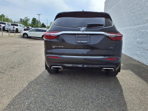 Used 2020 Buick Enclave Essence w/ Sport Touring Edition image 7