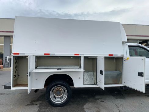 Used 2017 RAM 4500 Tradesman w/ Power & Remote Entry Group AWD/4WD image 28