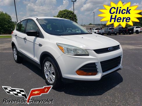 Used 2015 Ford Escape S FWD image 1