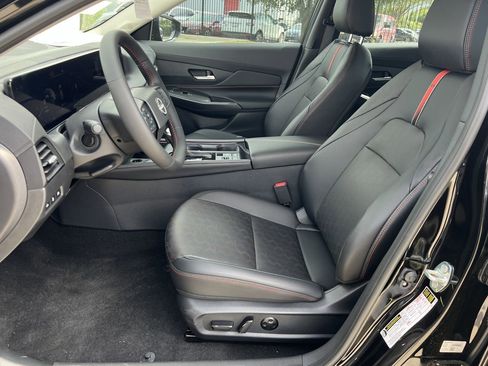 New 2026 Nissan Sentra SR image 12