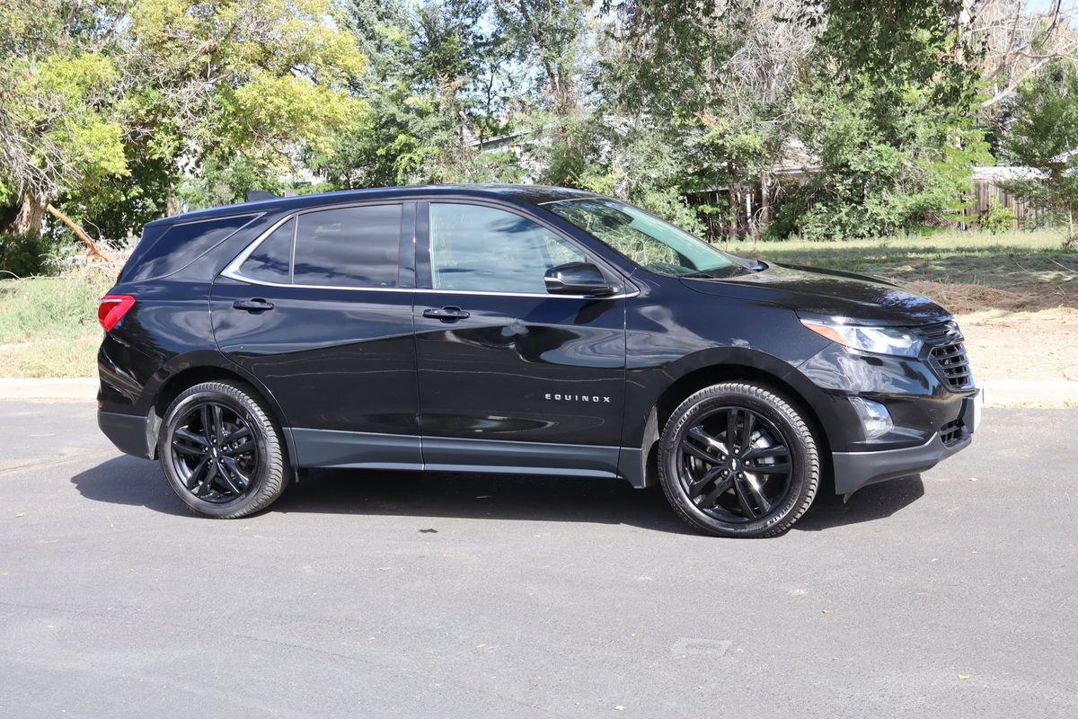 Used 2020 Chevrolet Equinox LT w/ Midnight Edition AWD/4WD image 2
