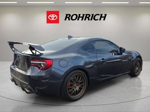 Used 2017 Subaru BRZ Limited w/ Performance Package image 5