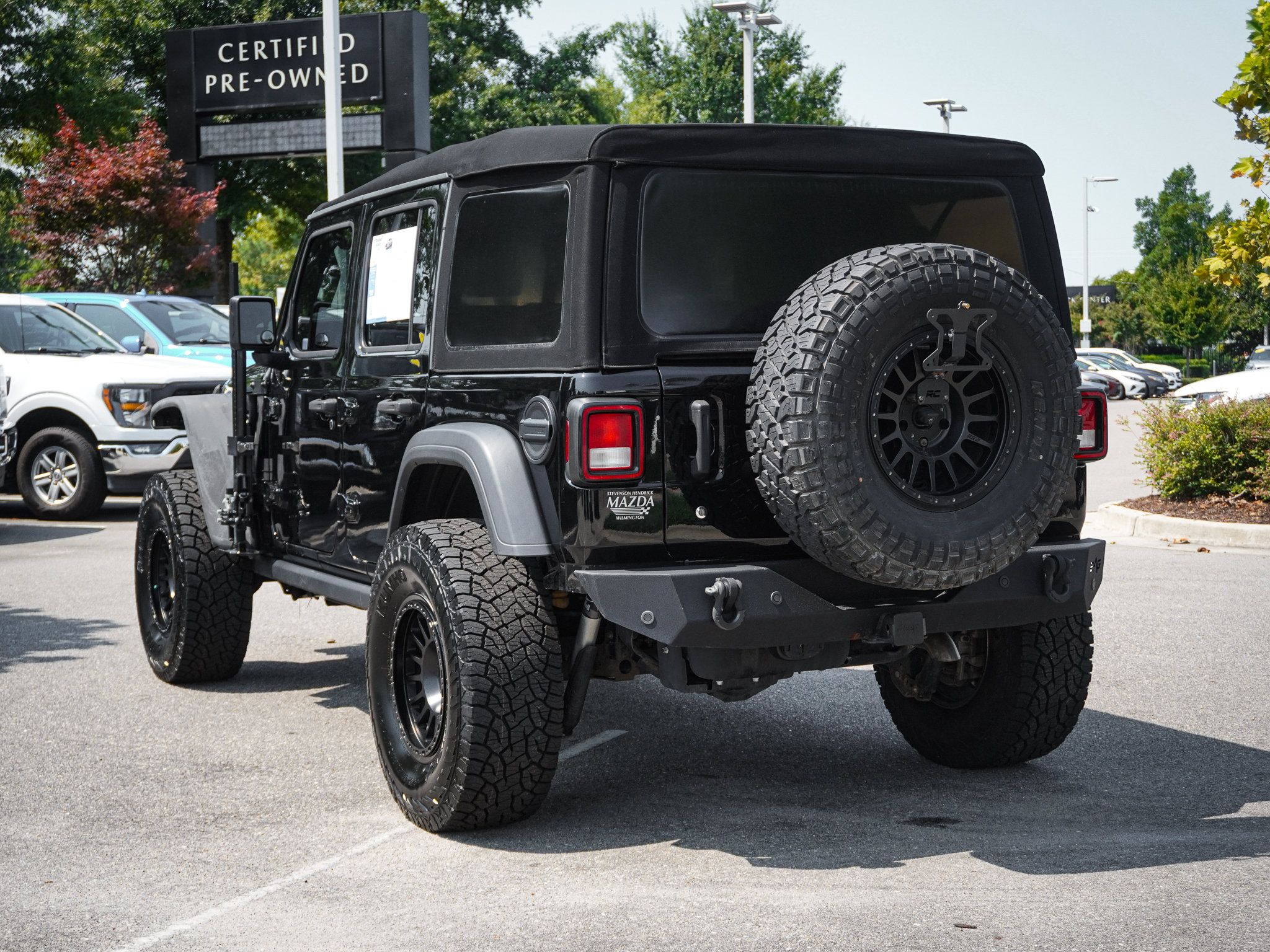 Used 2021 Jeep Wrangler Unlimited Sport AWD/4WD image 10