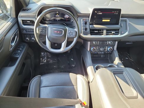 Used 2024 GMC Yukon SLT AWD/4WD image 18