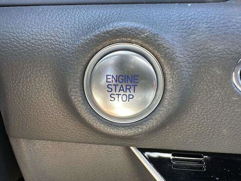 Used 2023 Hyundai Sonata SEL Plus w/ Preferred Accessory Package FWD image 31