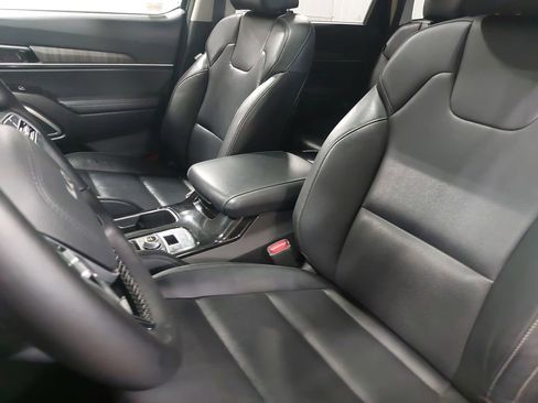 Used 2023 Kia Telluride EX AWD/4WD image 16