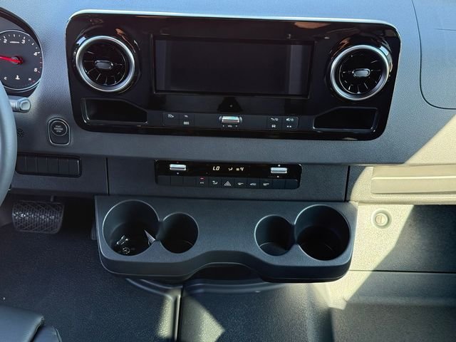 New 2026 Mercedes-Benz Sprinter 2500 image 21