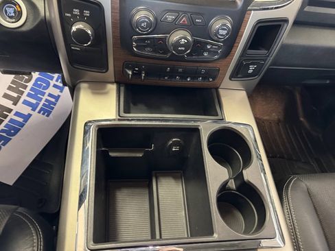 Used 2014 RAM 2500 Laramie w/ Black Appearance Group AWD/4WD image 15