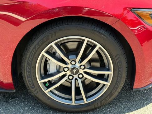 Used 2015 Ford Mustang GT Premium RWD image 9