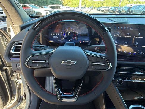New 2027 Chevrolet Traverse RS FWD image 23
