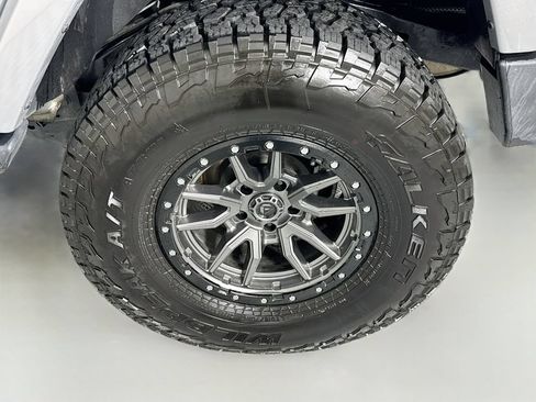 Used 2016 Jeep Wrangler Sahara AWD/4WD image 27