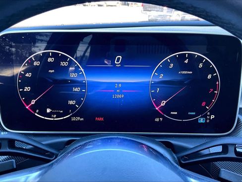 Used 2025 Mercedes-Benz C 300 Sedan image 25