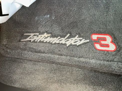 Used 2002 Chevrolet Monte Carlo SS w/ Preferred Equipment Group image 51