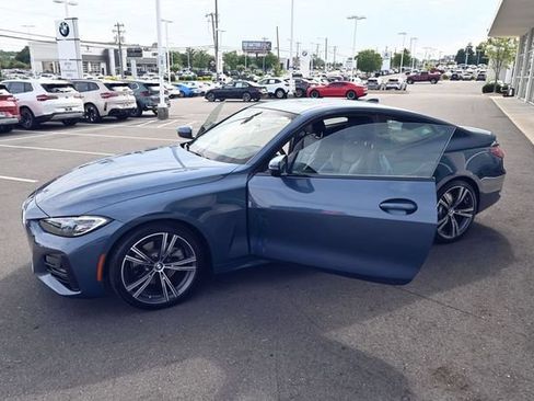 Used 2022 BMW 430i Coupe w/ M Sport Package RWD image 42