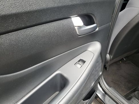 Used 2021 Hyundai Santa Fe SEL FWD image 10
