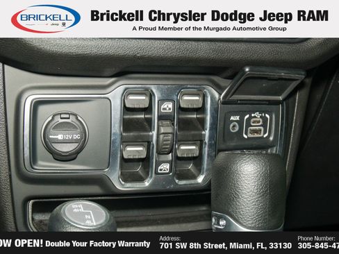 Used 2025 Jeep Wrangler Unlimited Sport AWD/4WD image 27