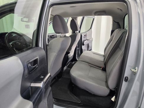 Used 2021 Toyota Tacoma SR5 RWD image 12