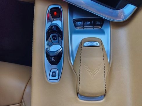 Used 2023 Chevrolet Corvette Stingray Premium Conv w/ Z51 Performance Package image 17