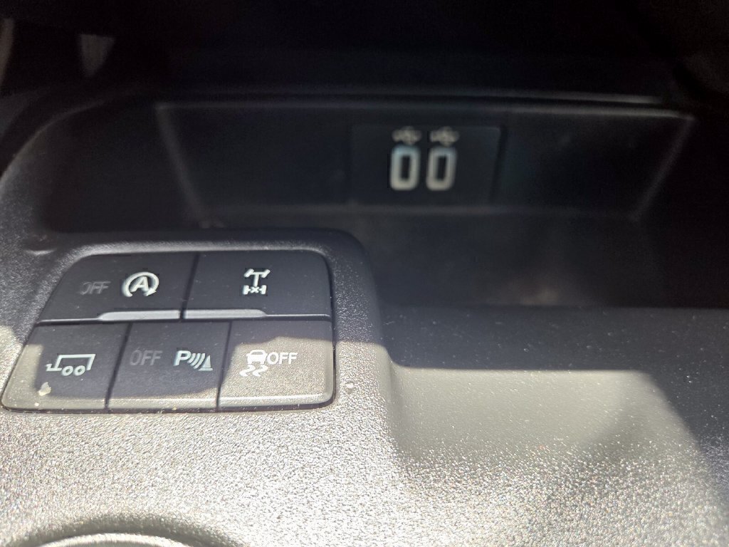 Used 2021 Ford Ranger XLT w/ Equipment Group 301A Mid AWD/4WD image 17