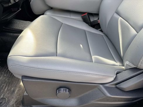 New 2026 Ford F550 4x4 Crew Cab image 23