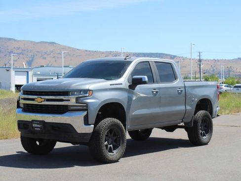 Used 2019 Chevrolet Silverado 1500 LT w/ All-Star Edition AWD/4WD image 7