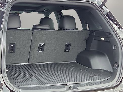 New 2026 GMC Terrain AT4 w/ Convenience Package III image 9