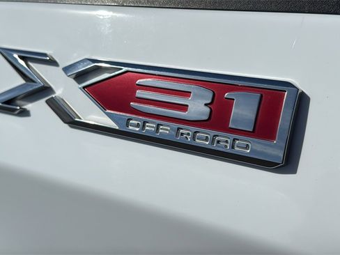 Used 2023 GMC Sierra 1500 SLT w/ SLT Premium Package image 21