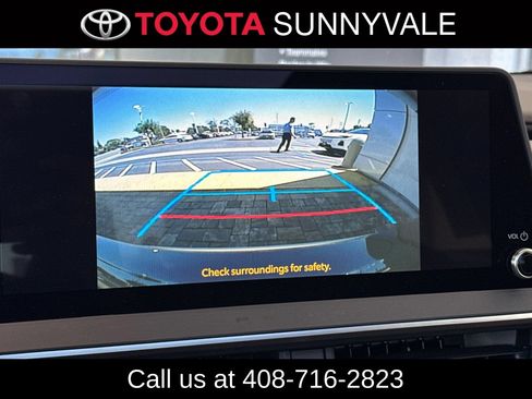 Used 2026 Toyota Prius Plug-In Hybrid FWD image 23
