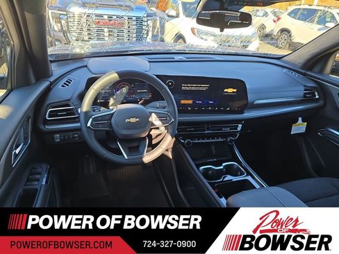 New 2026 Chevrolet Traverse LT w/ LPO, Floor Liner Package image 6