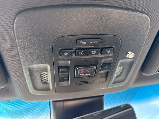 Used 2019 Toyota Avalon Touring w/ Advanced Safety Package FWD image 38
